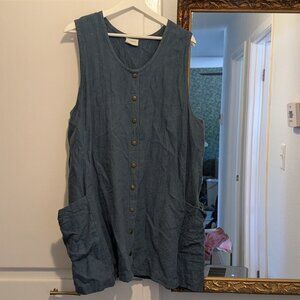 Conscious clothing linen smock